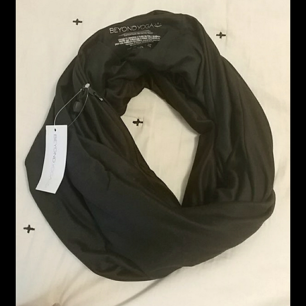Beyond Yoga infinity scarf